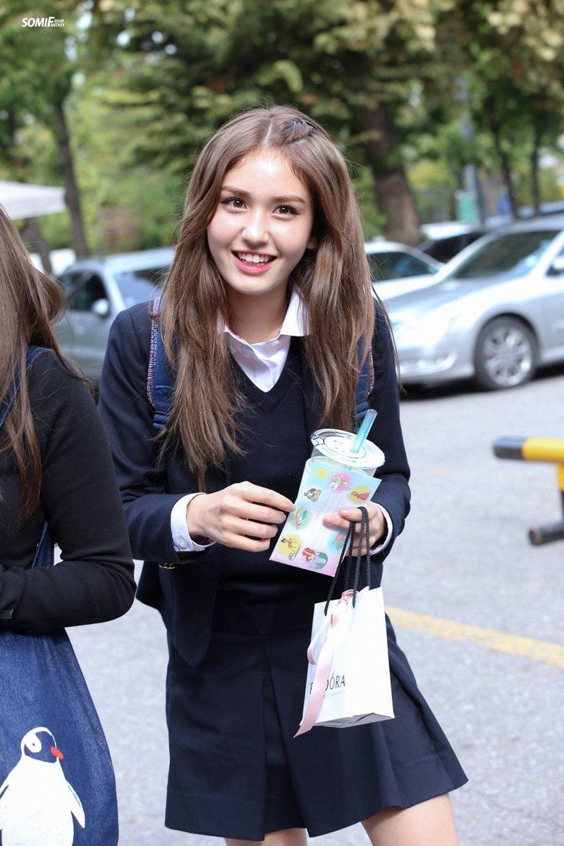 2570574 Somi IOI2