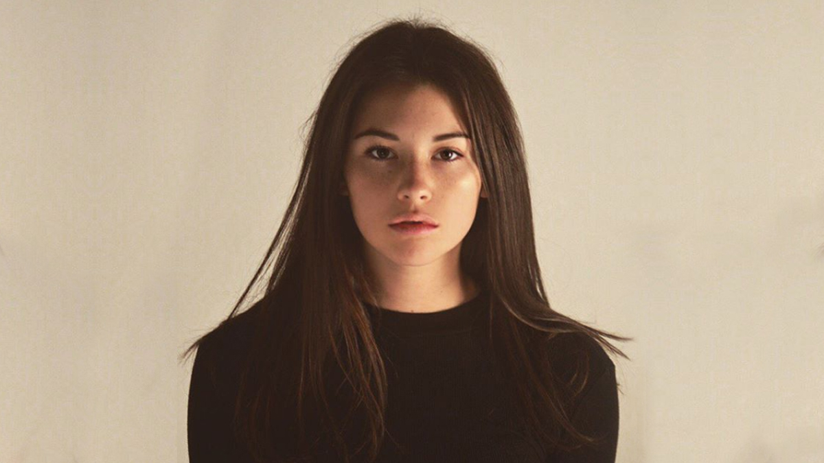 Gracie Abrams Highlark Interview