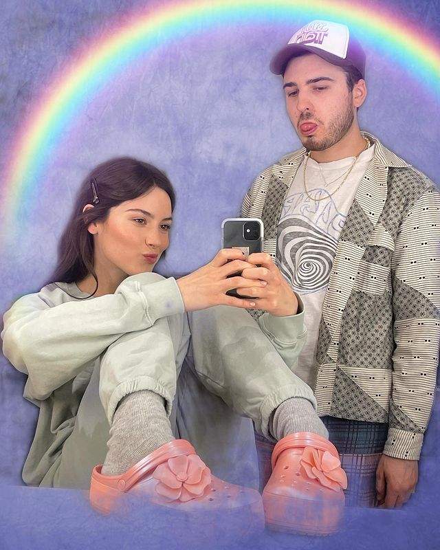 Gracie abrams relationship
