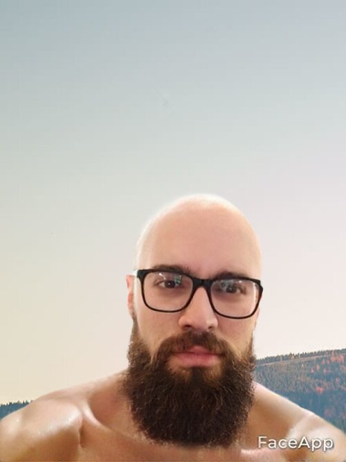 FaceApp_1639085433934.jpg
