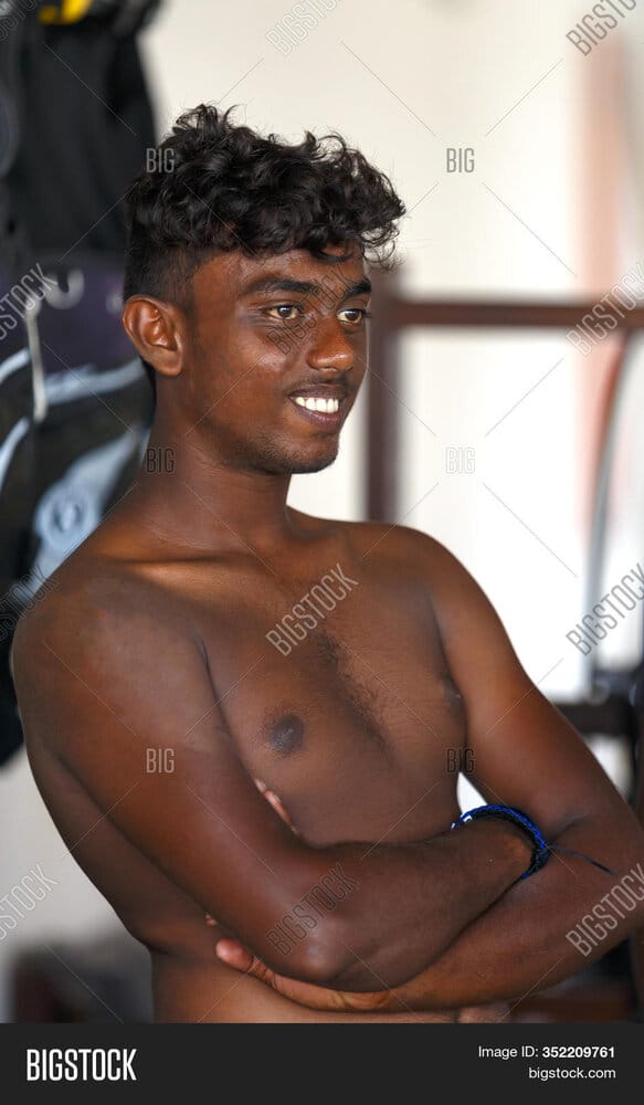 64ECE3A2 6578 4D85 A84D 0381864E5872