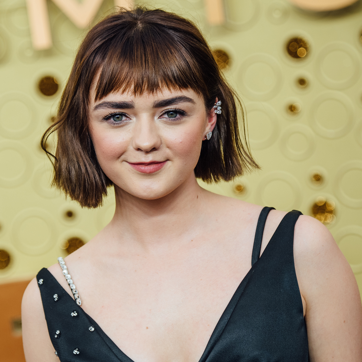 Maisie williams body issues game of thrones