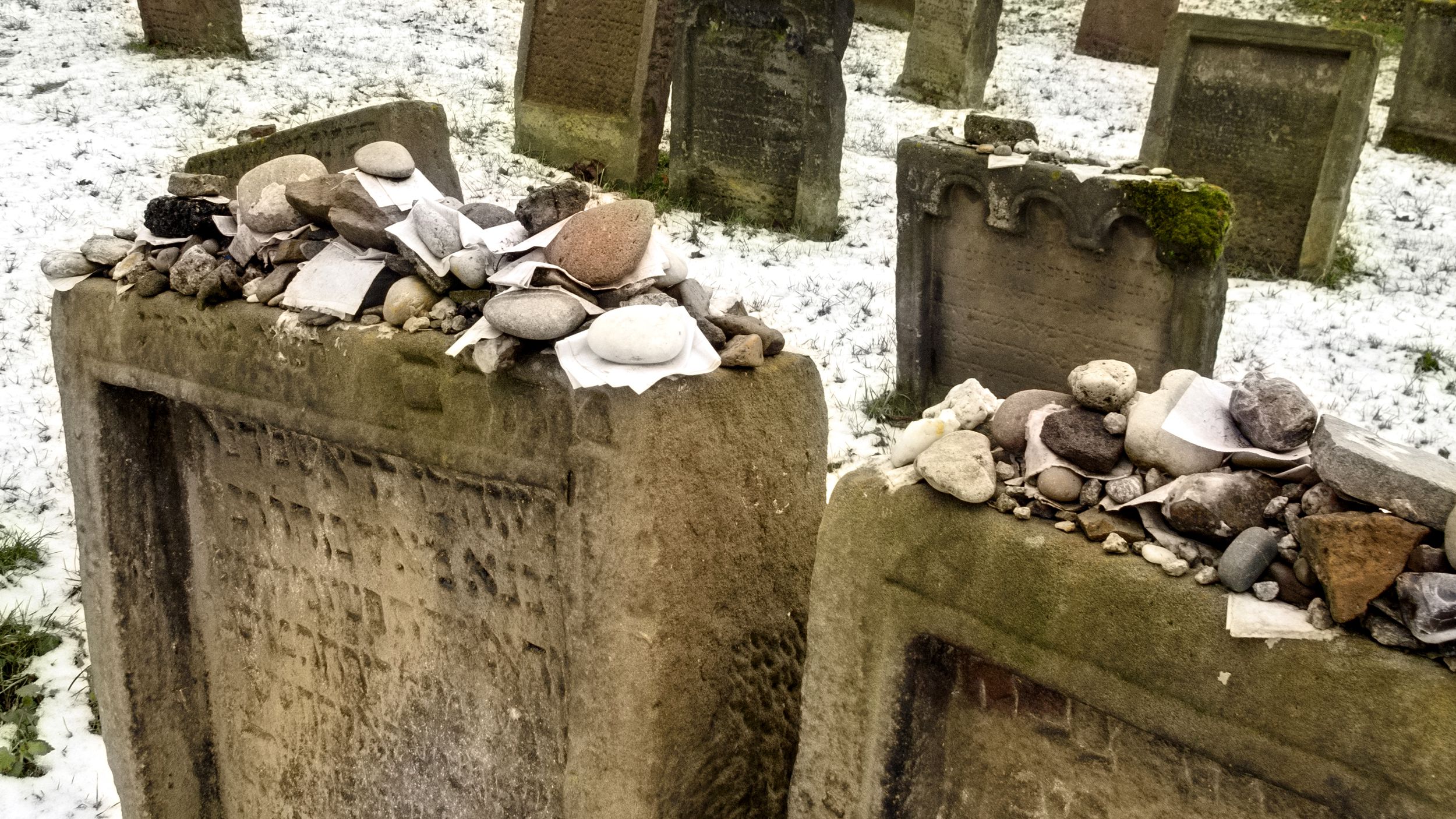 Kike grave