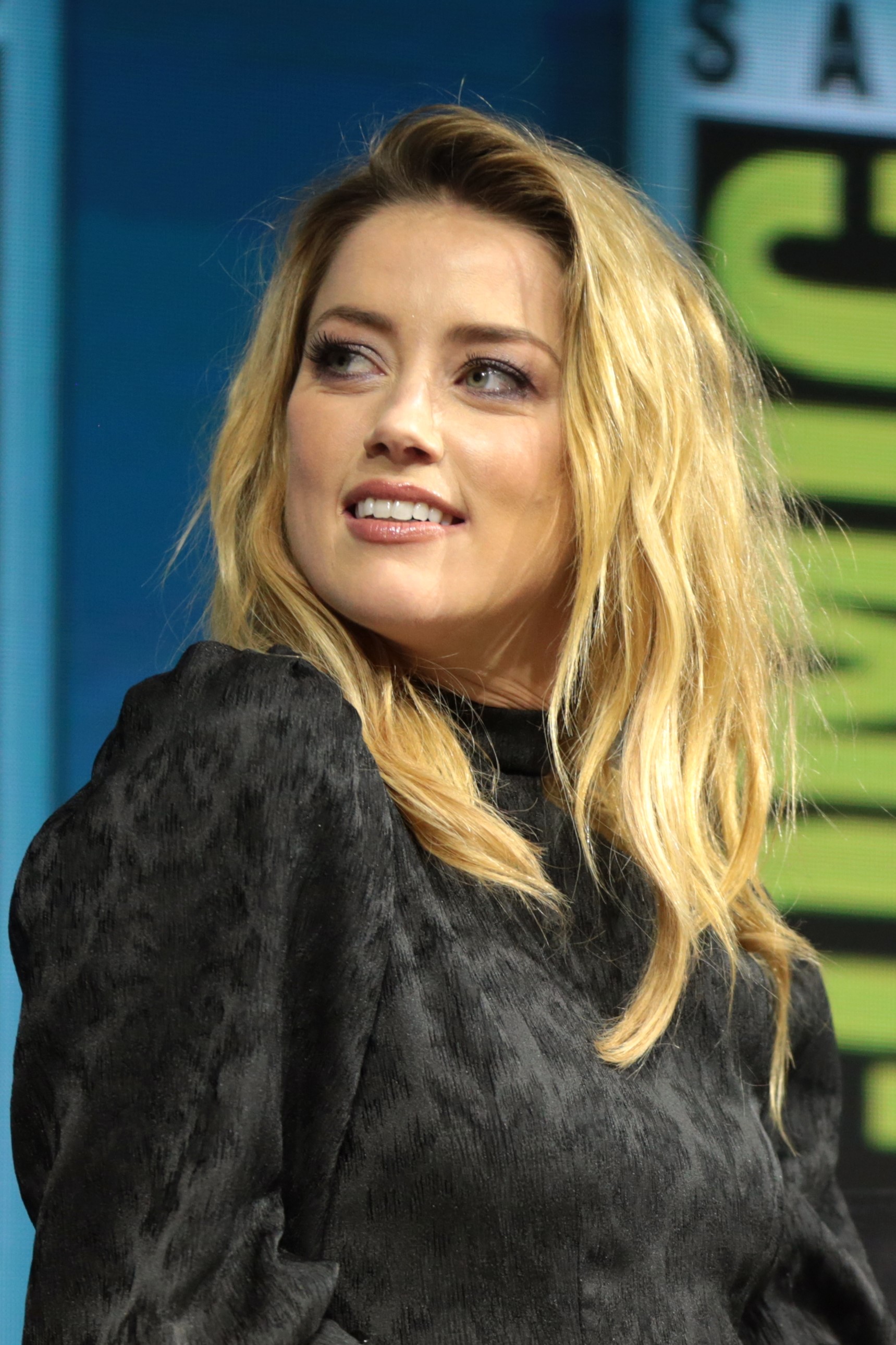 Amber Heard 43723454772