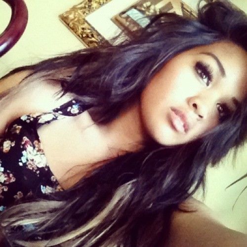 4c7ac1a911282a37ed3c92d9f1b966ae  hispanic girls sexy girls selfies