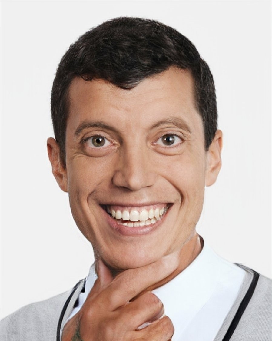 FaceApp 1641381988427