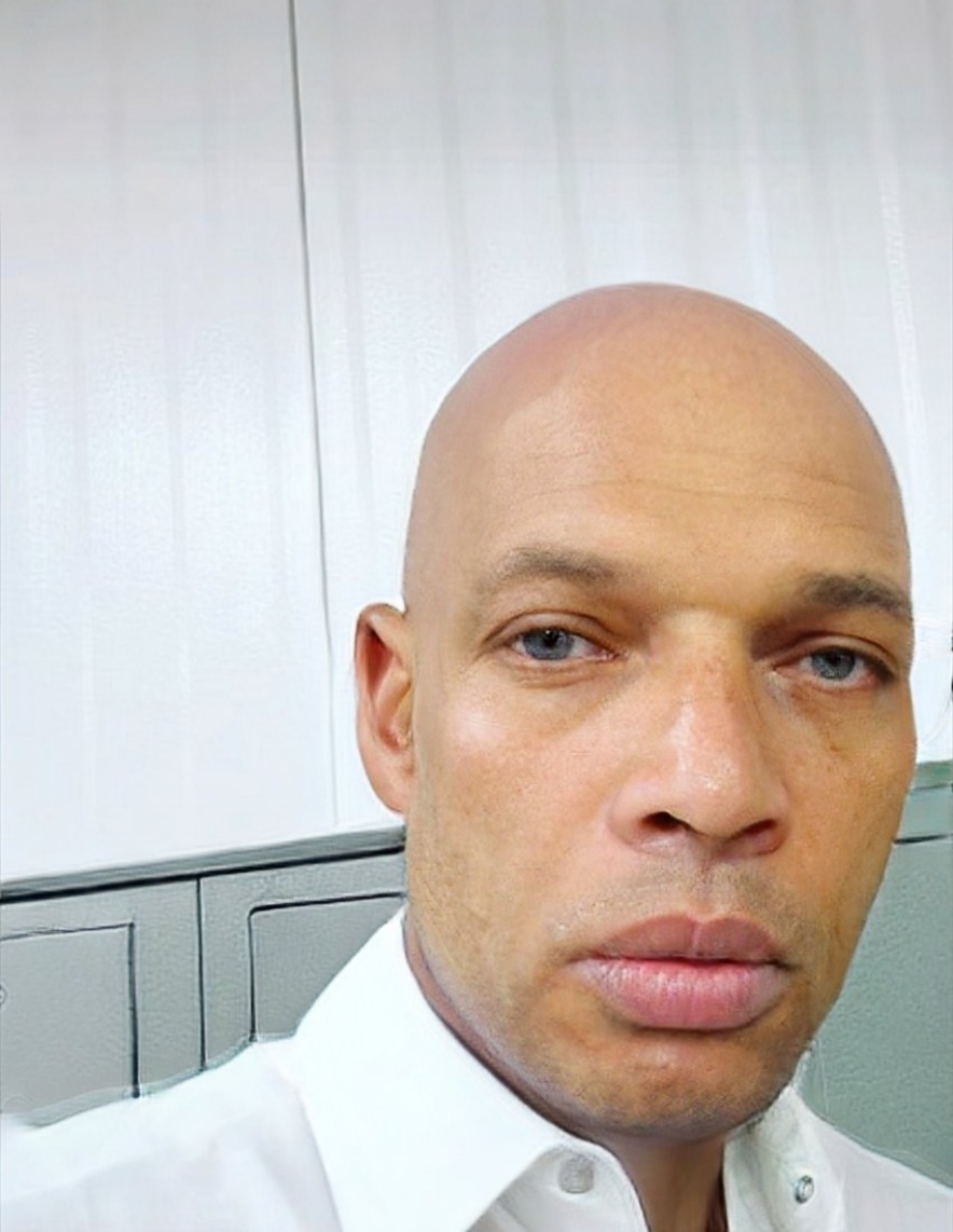 FaceApp 1641382405395