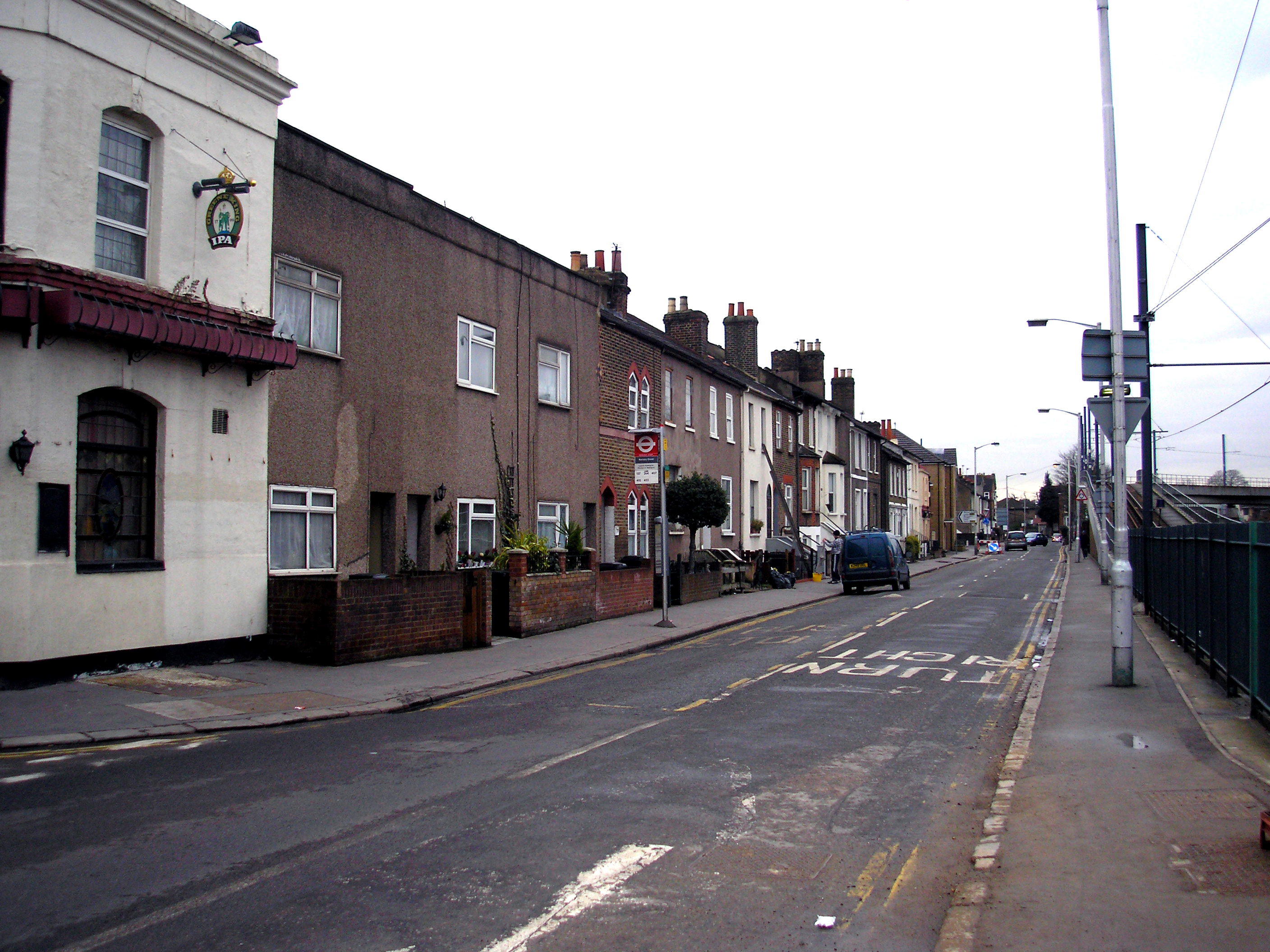 Croydon Waddon New Road   geographorguk   1711015