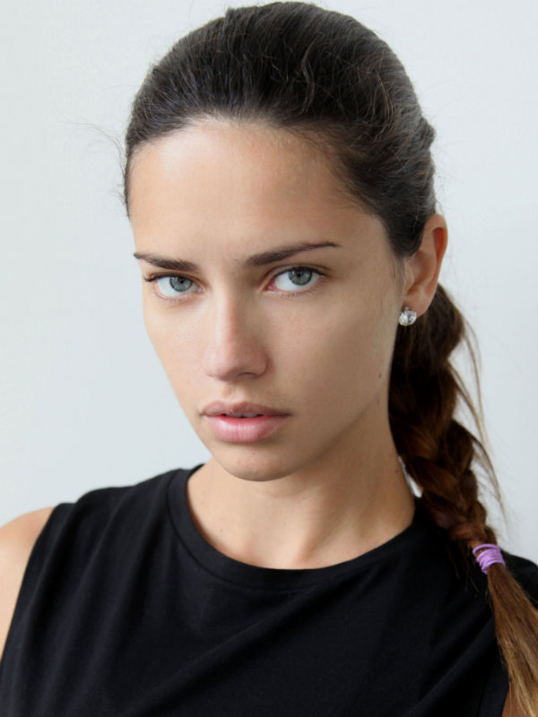 Adriana lima