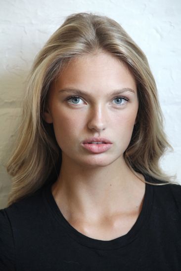 Romee1