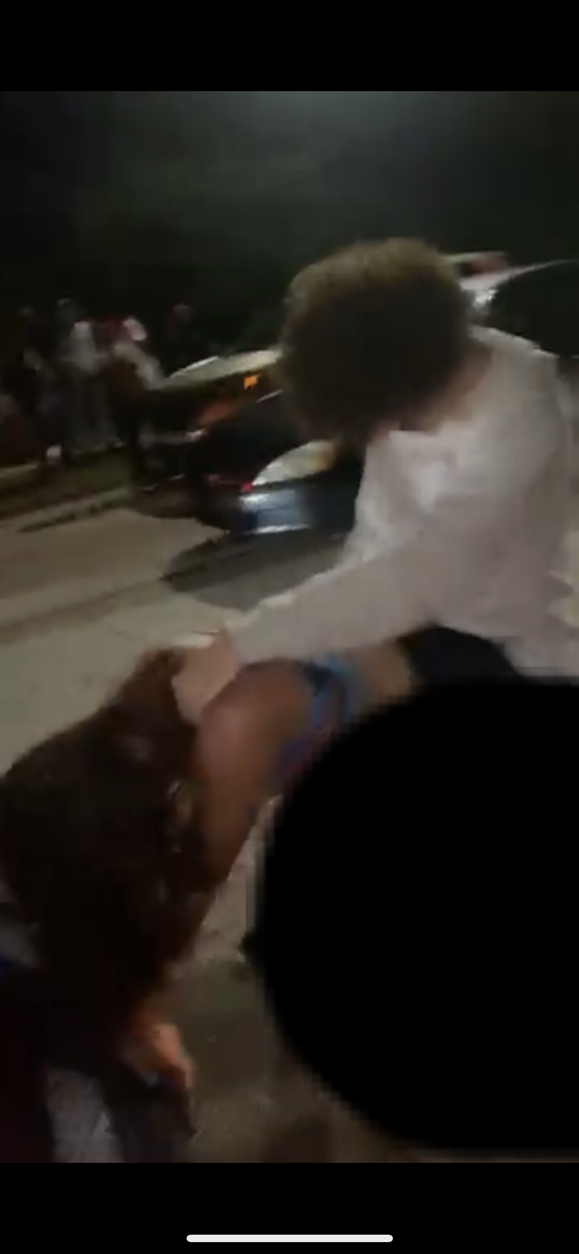 FF290AB8 445D 4CF7 90B6 69CB749B3C95