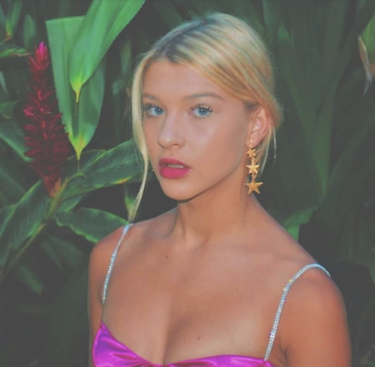1643109493102