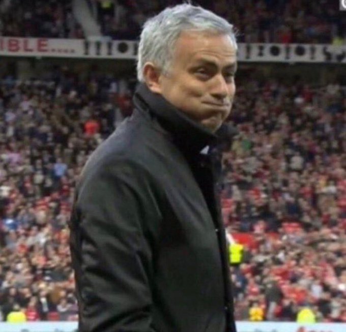 Jose mourinho disbelief laughing pouoof funny meme lol
