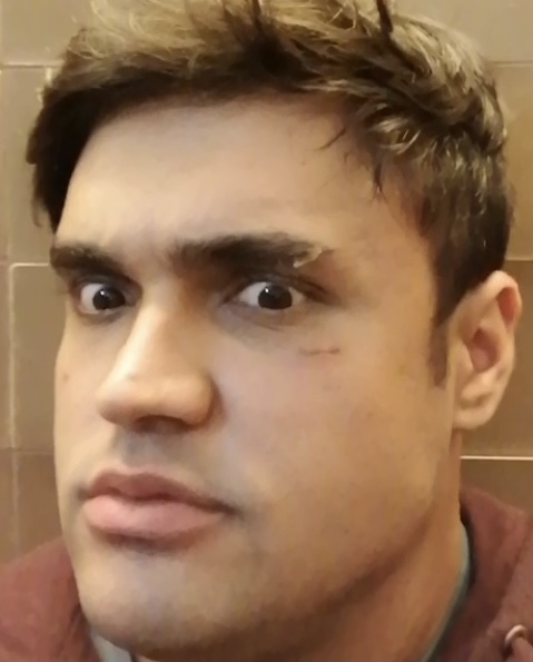 888902D2 5CE1 4D18 BDEF 1EE3CE57B0E0