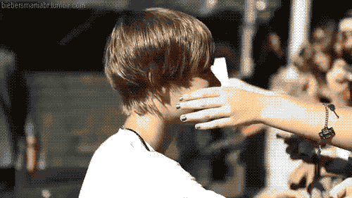 I JB Hugs justin bieber 27124603 500 281
