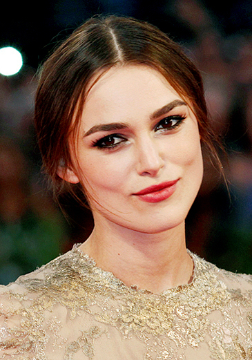 KeiraKnightleyByAndreaRaffin2011 cropped