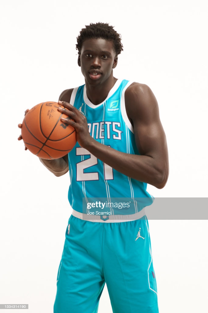 C184C39E 3337 49E2 8387 5D0CE8E7D522