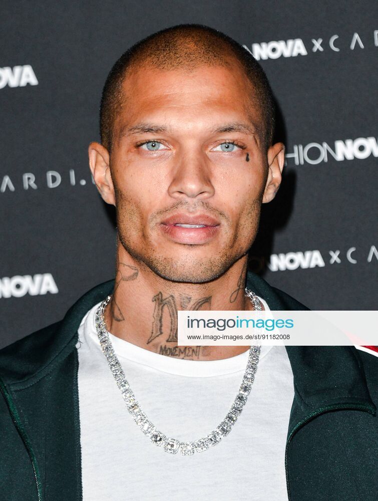 2F2B5EBE 220D 4E94 A2EA 00171DF7FDC1