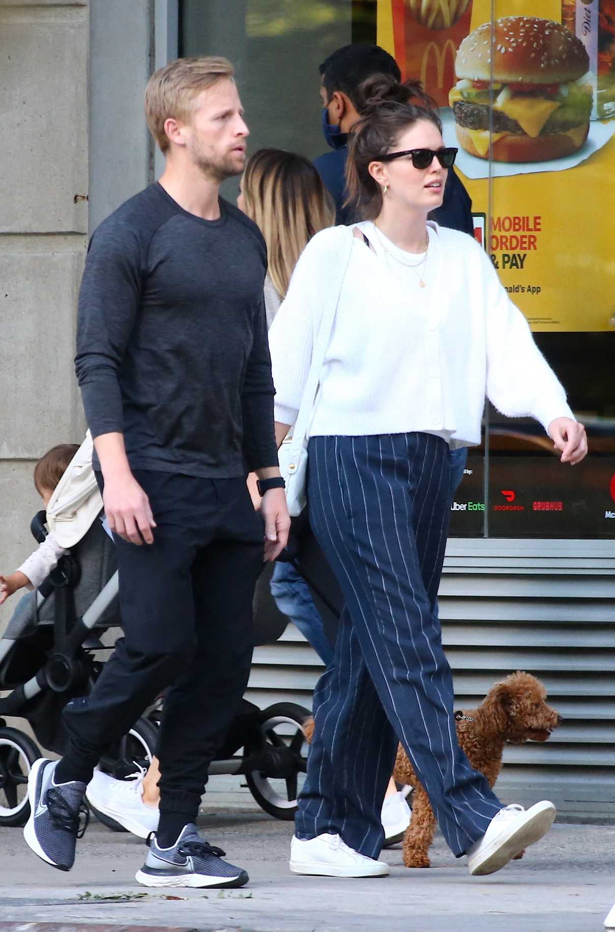 BFAEA9BE 98BB 40A9 87BB 8F1D75942EE6