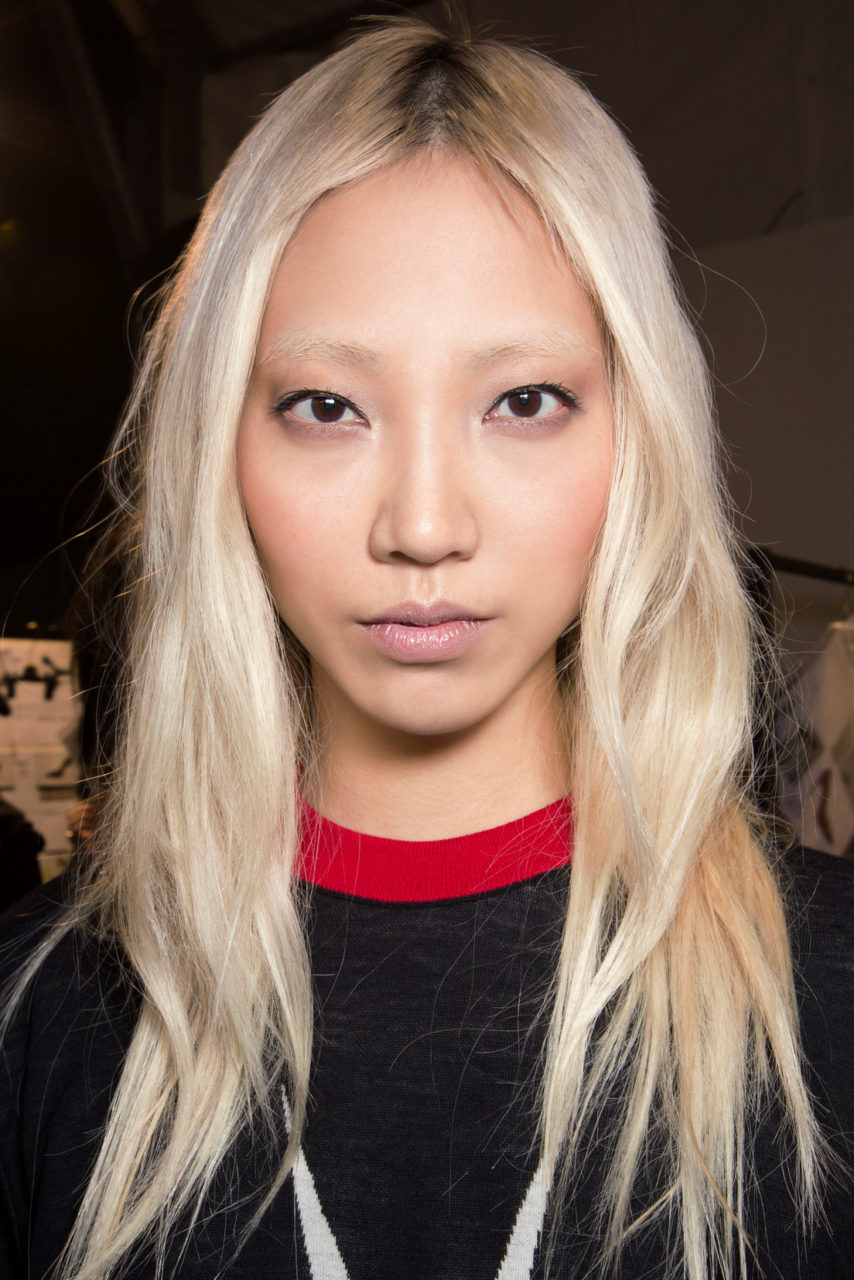 2726444 how to dye asian hair blonde 0 854x1280