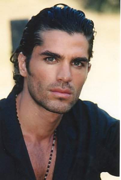 Eduardo verastegui 435019l