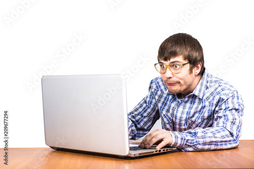 86071D2D E6B4 4AD3 BACC B69C1C5C426D