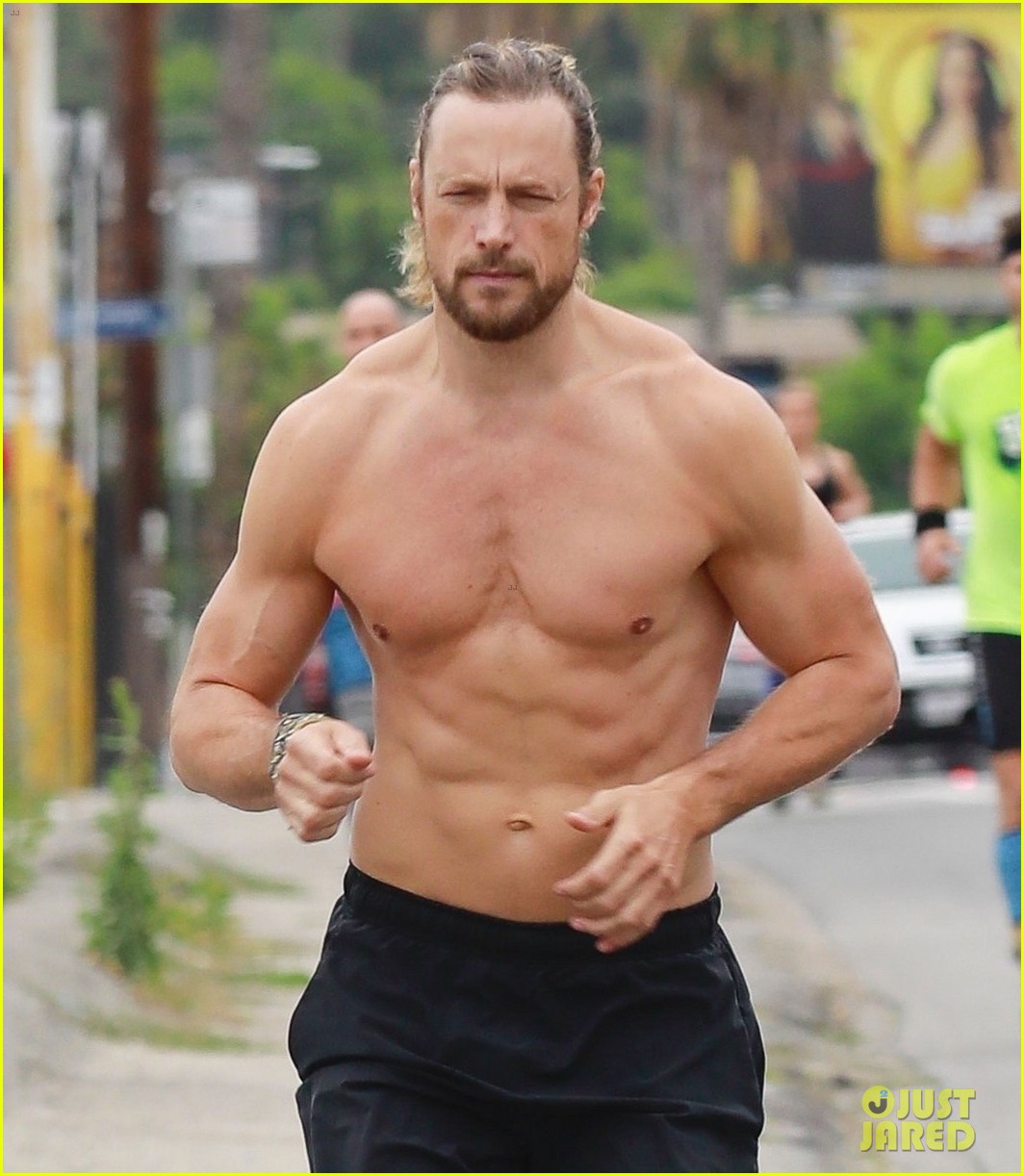 Gabriel aubry shirtless workout 05