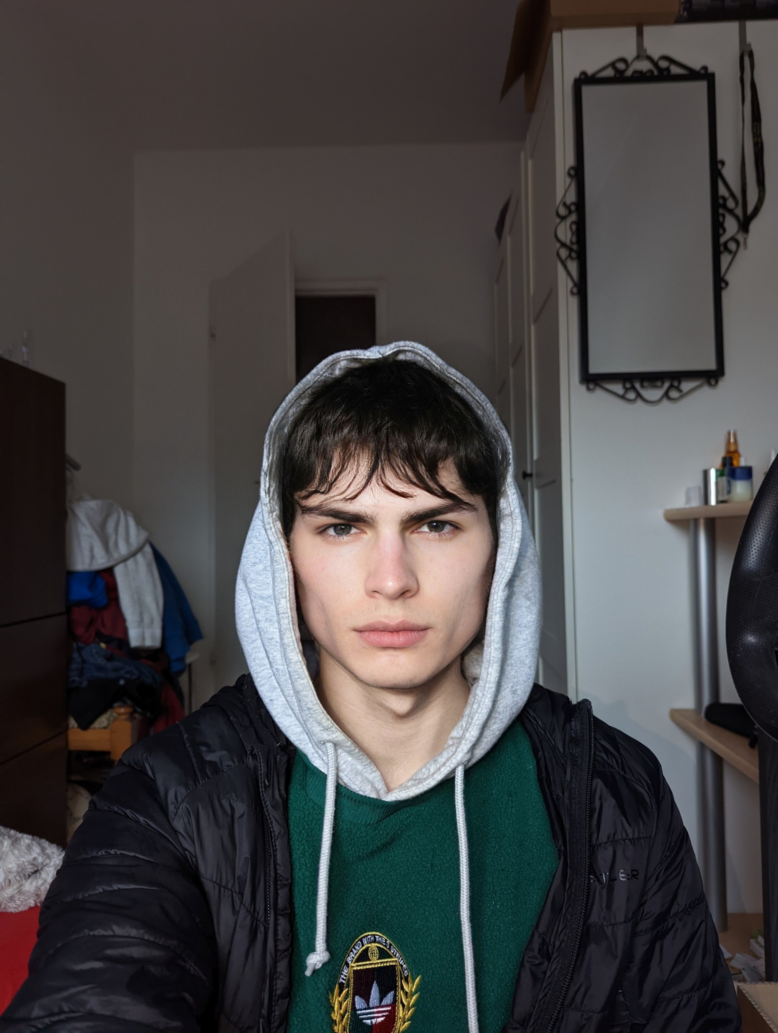 FaceApp 1645048048979