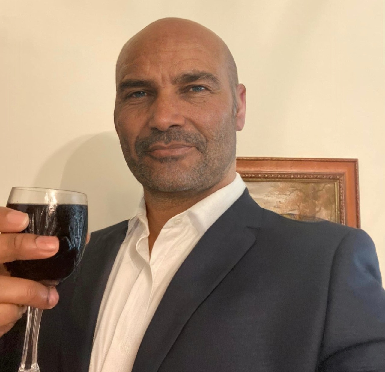 FaceApp 1644952547866
