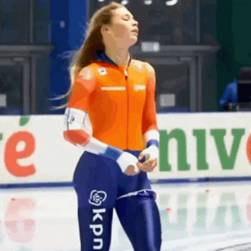 Julia leerdam skating insane stacy