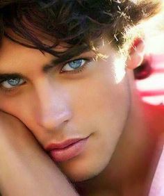 PHOTOS   The Most Beautiful Blue Eyed Men in the World