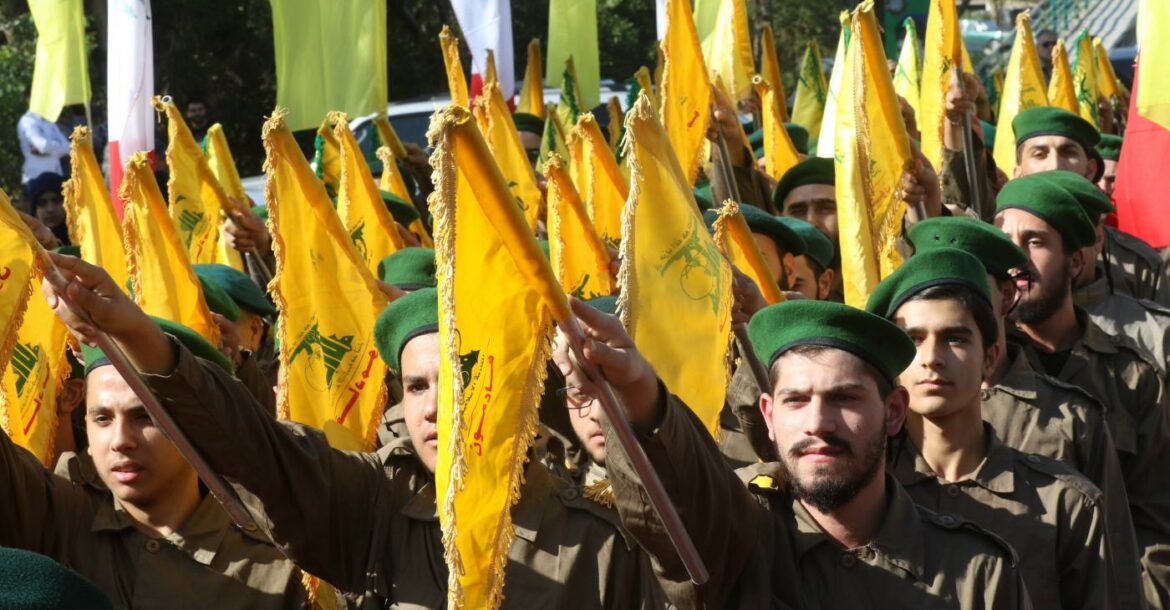 Hezbollah fighters Lebanon 1170x610