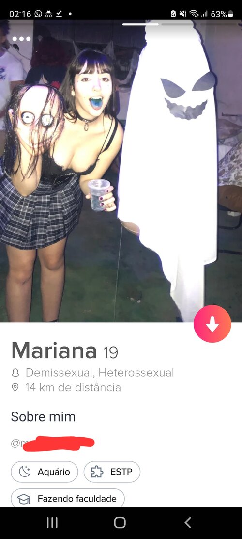 Screenshot_20220217-021606_Tinder.jpg