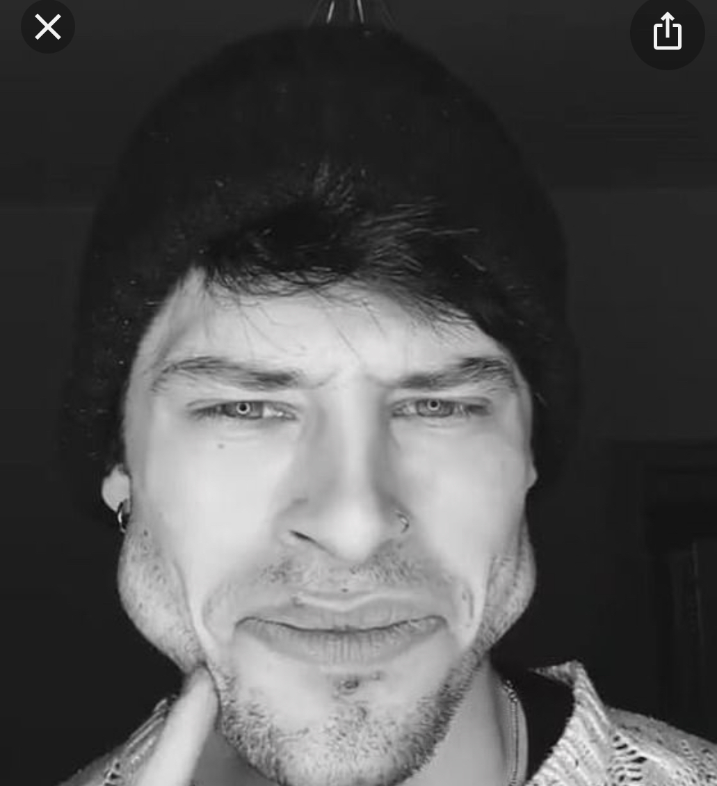 96772CD4 458E 44DB A35A 86B97550433F