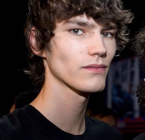 14698EBB 1852 406C AAF4 2A85B39B8472