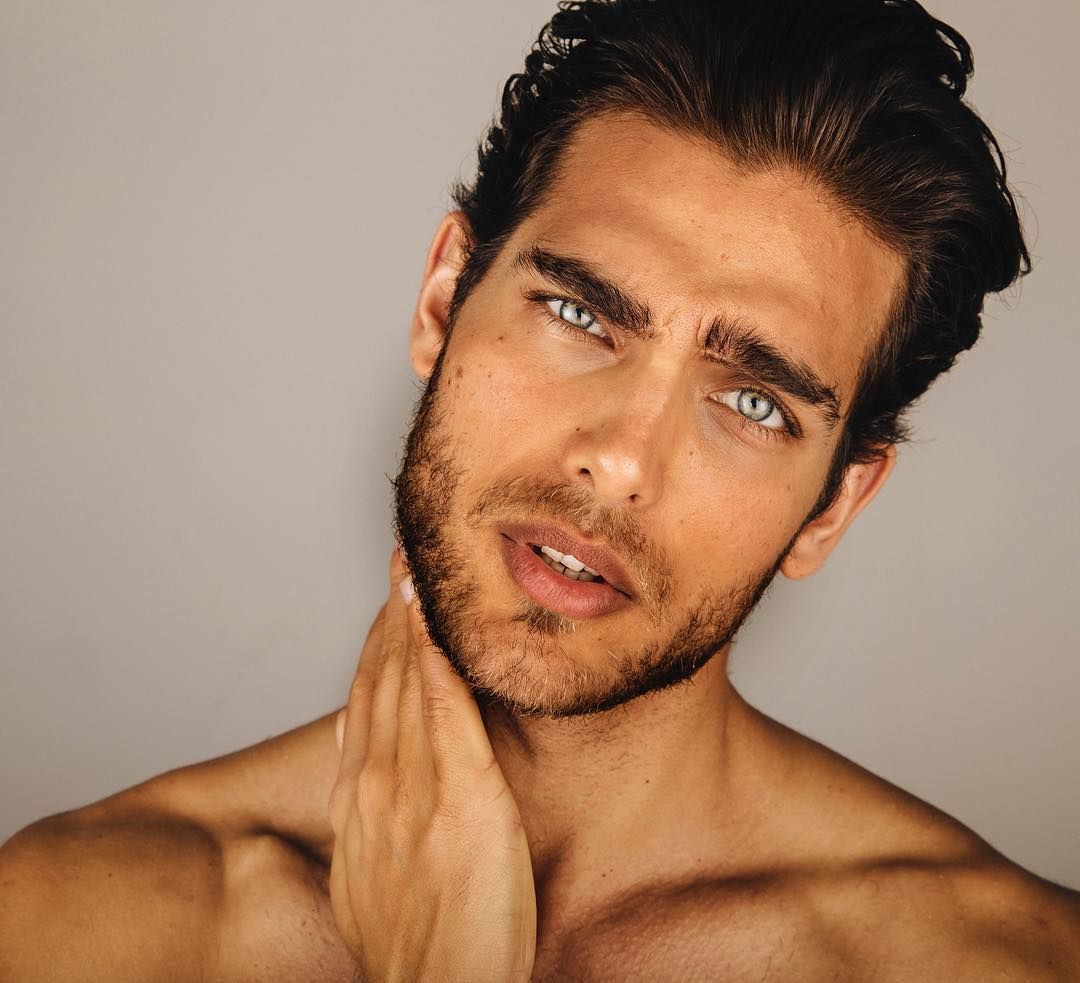 Db8b86708d1f05a281319bb8fc796c9e