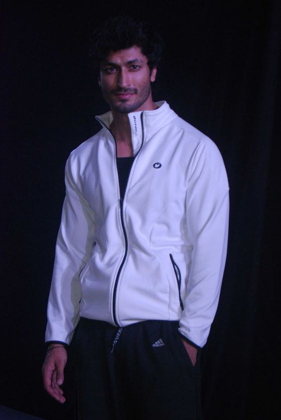 2780793 2780692 037860acb7332ce80b7727ea93740f61