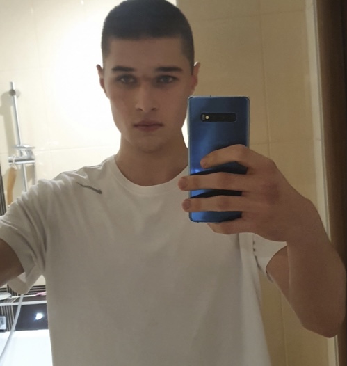 0B0093CD 7ADA 4BD5 953E E111FFF92BD8