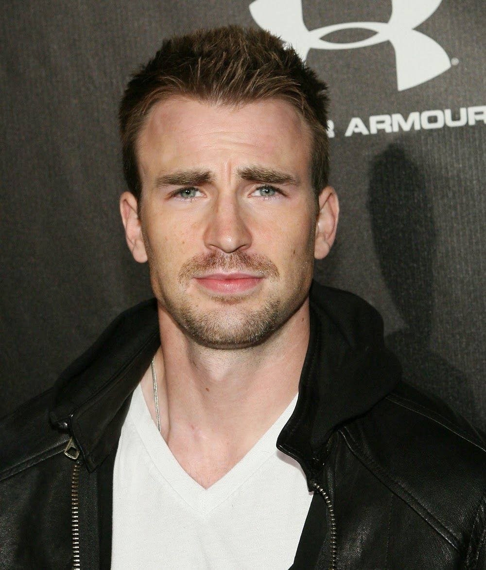 American actor chris evans latest images