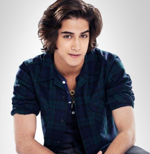 Avan jogia
