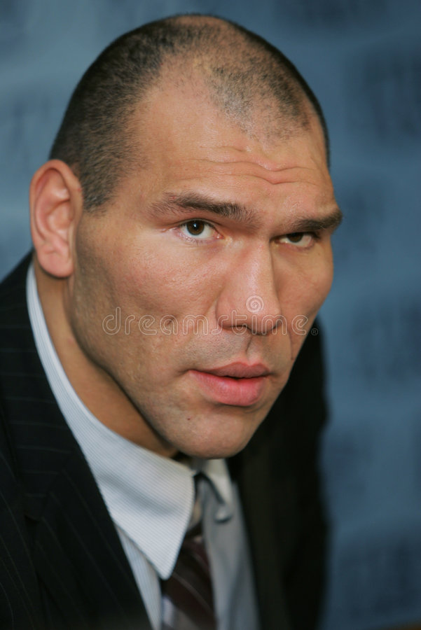 Boxer nikolai valuev 4718755
