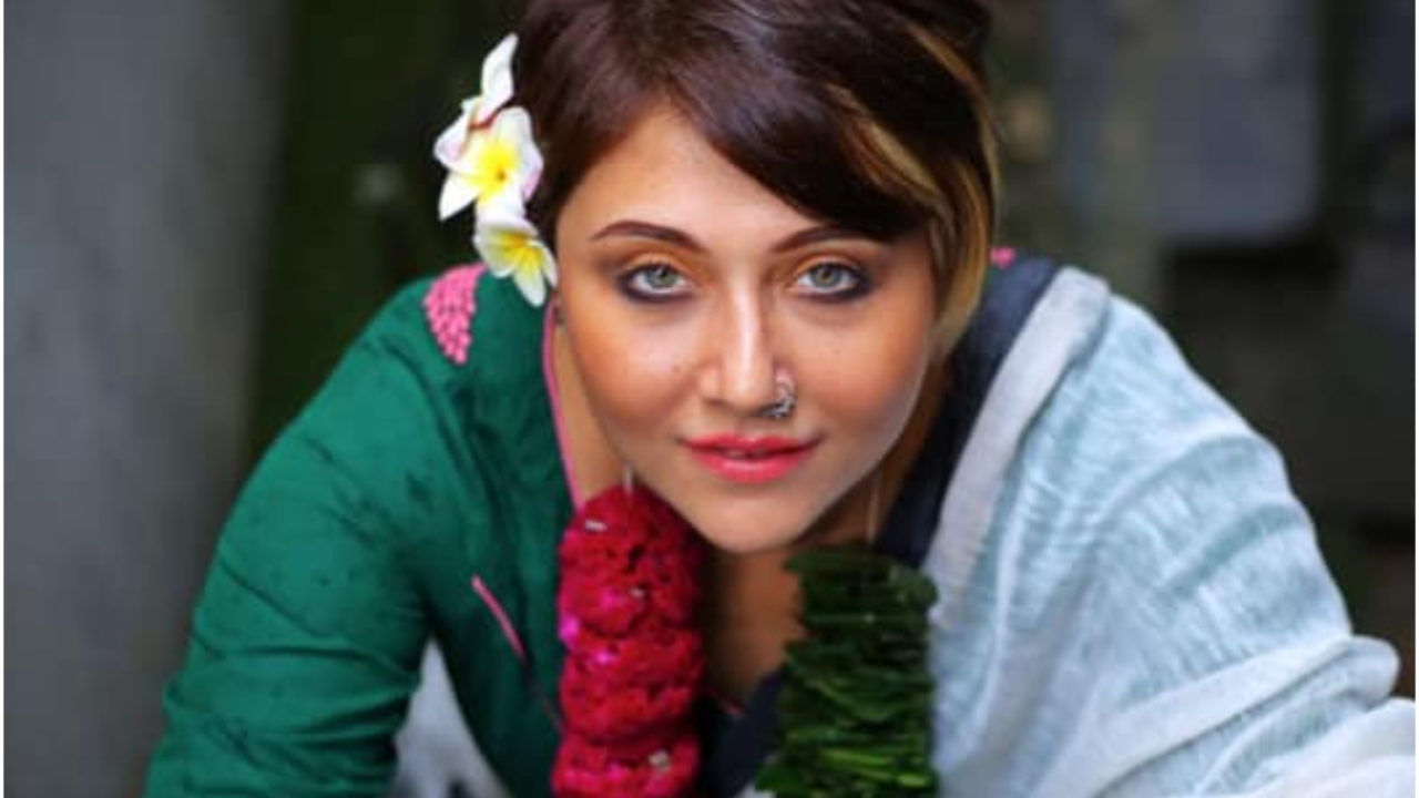Swastika Mukherjee 1280x720