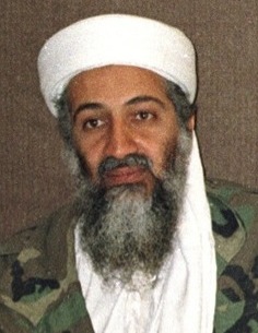 Osama bin Laden in 2001 cropped