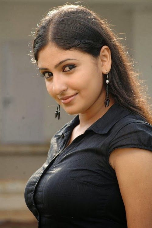 D5267f786a00583fd3b4d7ae7a6ef425  actresses photo galleries