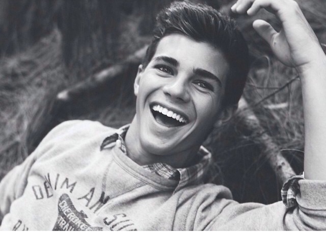 Boy cute hot smile Favimcom 2049320