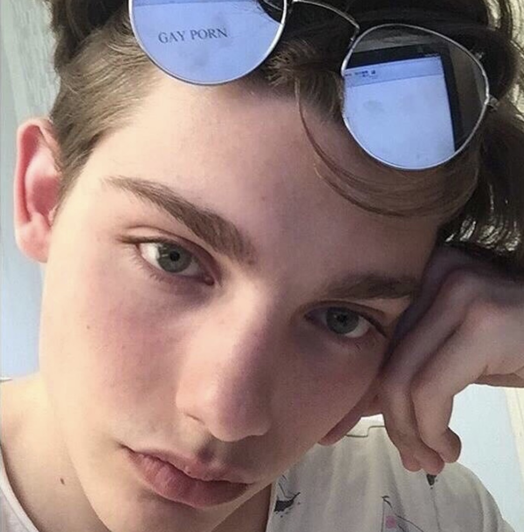 0D4947EE DB87 40E3 A2E1 F8E179E0E52E