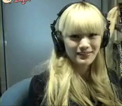 2679958 blonde
