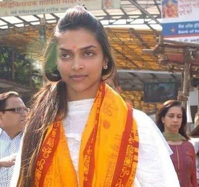 10 pictures of deepika padukone without makeup 6 400x376