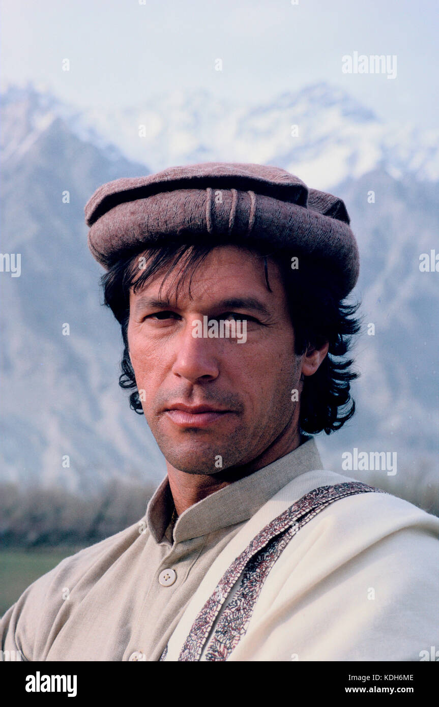 A portrait of the cricketer and now politician imran khan in skardu KDH6ME