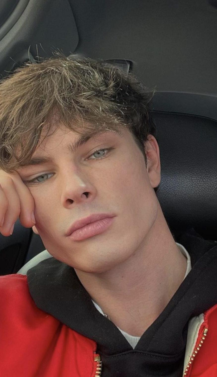 2821483 13E42911 E962 47EB 80A9 76B783B7AFB0